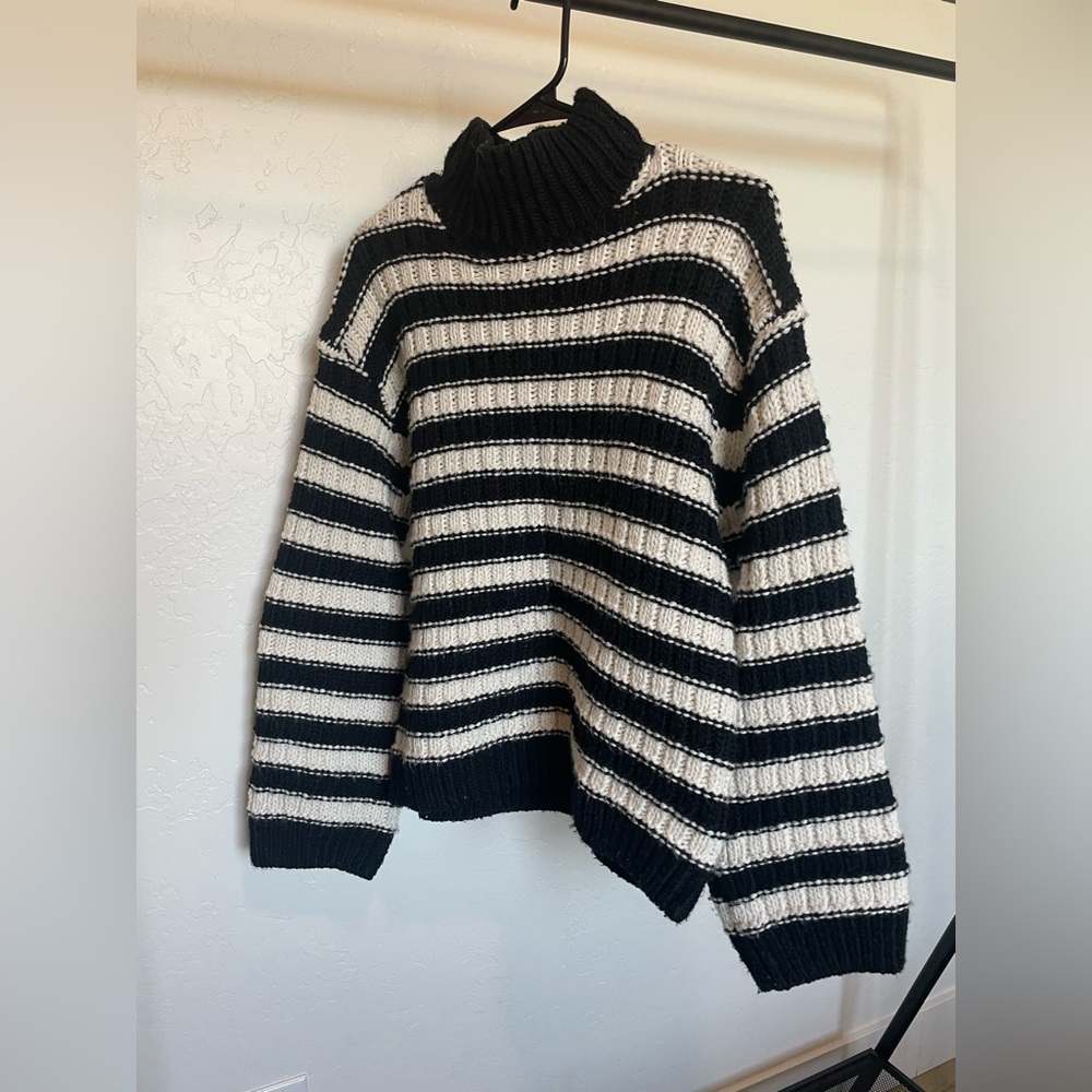 H&M Black and White Striped Turtleneck Sweater